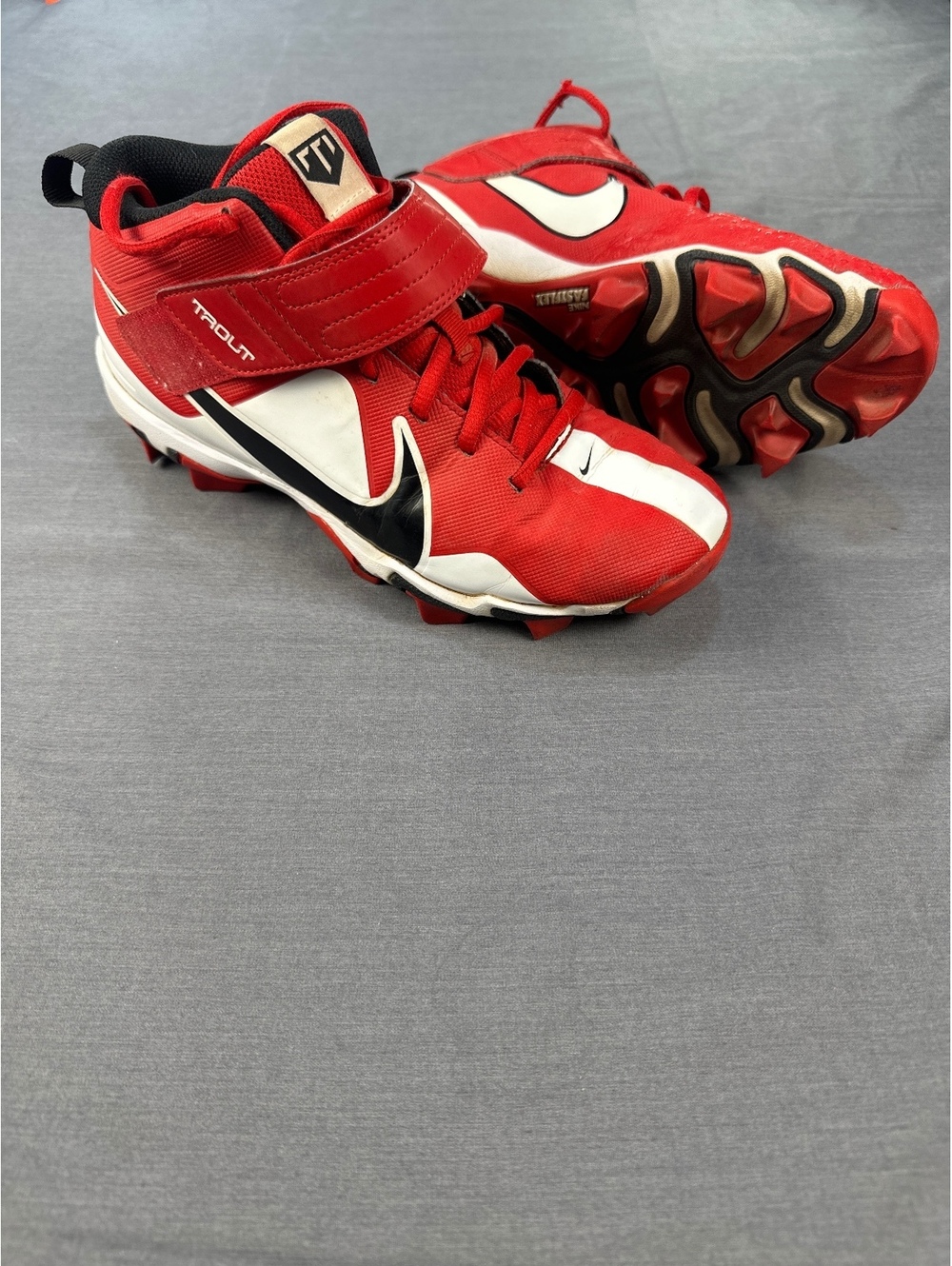 Nike Men's Baseball Cleats Trout Red White Black Size 7.5